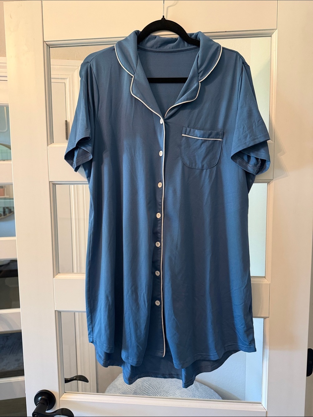 Blue Short Sleeve Button-Front Sleep Shirt with White Piping